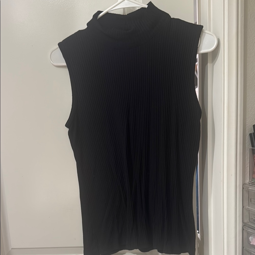 Rachel Zoe  Sleeveless Ribbed Turtleneck Top